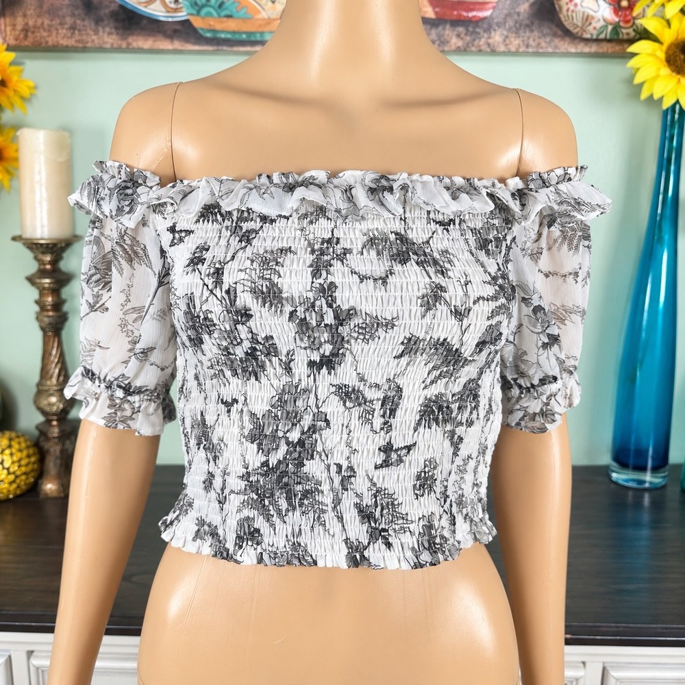 Express Romantic Coquette Floral Smocked Crop Top Cottagecore Off Shoulder